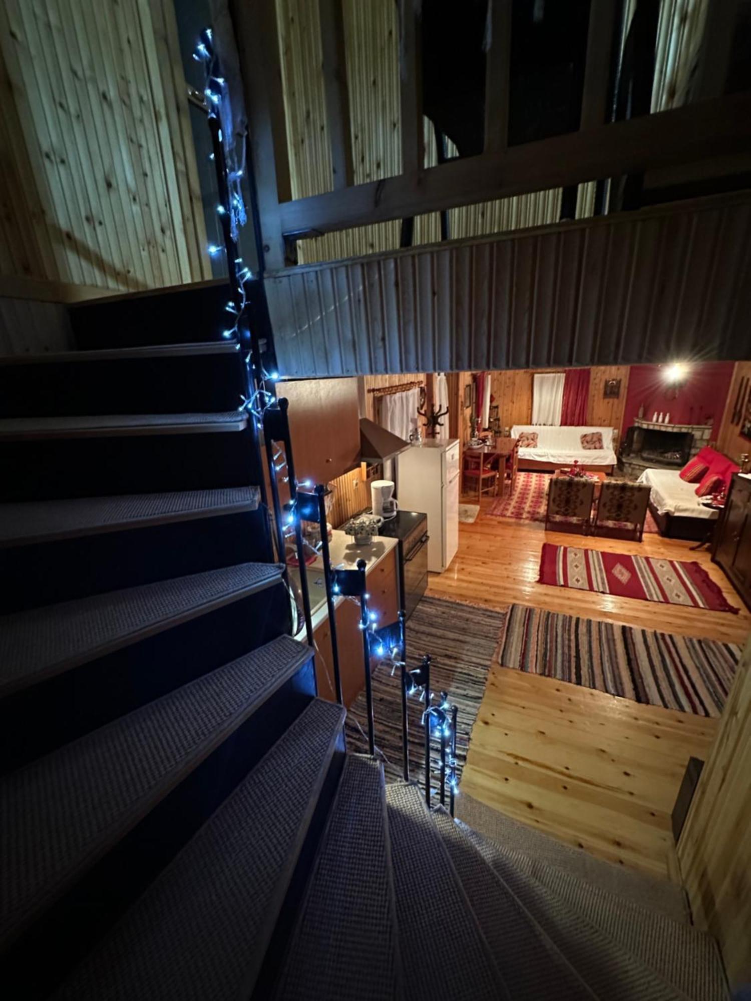 Traditional Wooden Apartment Koutsodímos 外观 照片